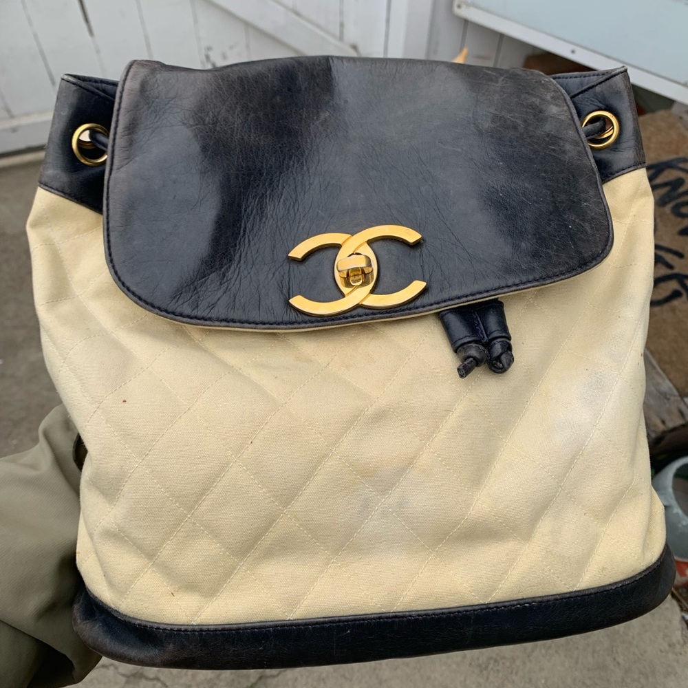 CHANEL Vintage Quilted CC Chain Backpack rare
